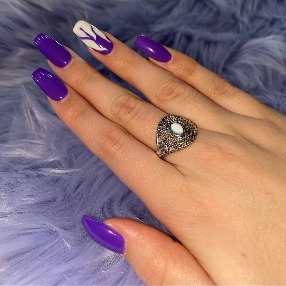 Boho Indie Central Stone Ring - Picture 5 of 8